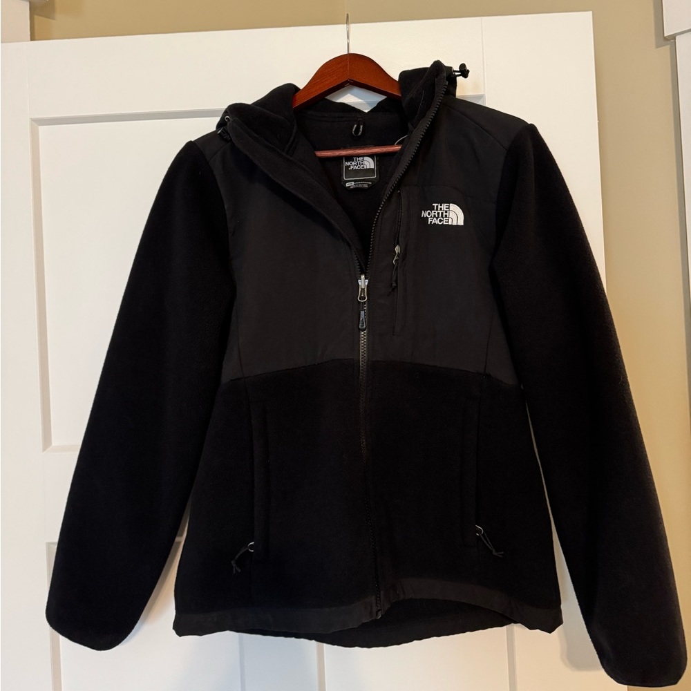 The North Face Black Full-Zip Jacket- Denali
